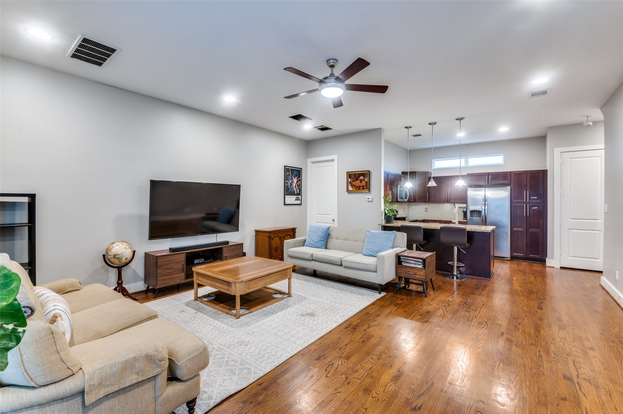5618 Lindell Avenue Dallas TX 75206