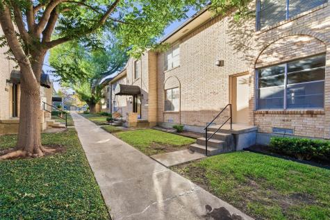 5817 Sandhurst Lane Dallas TX 75206