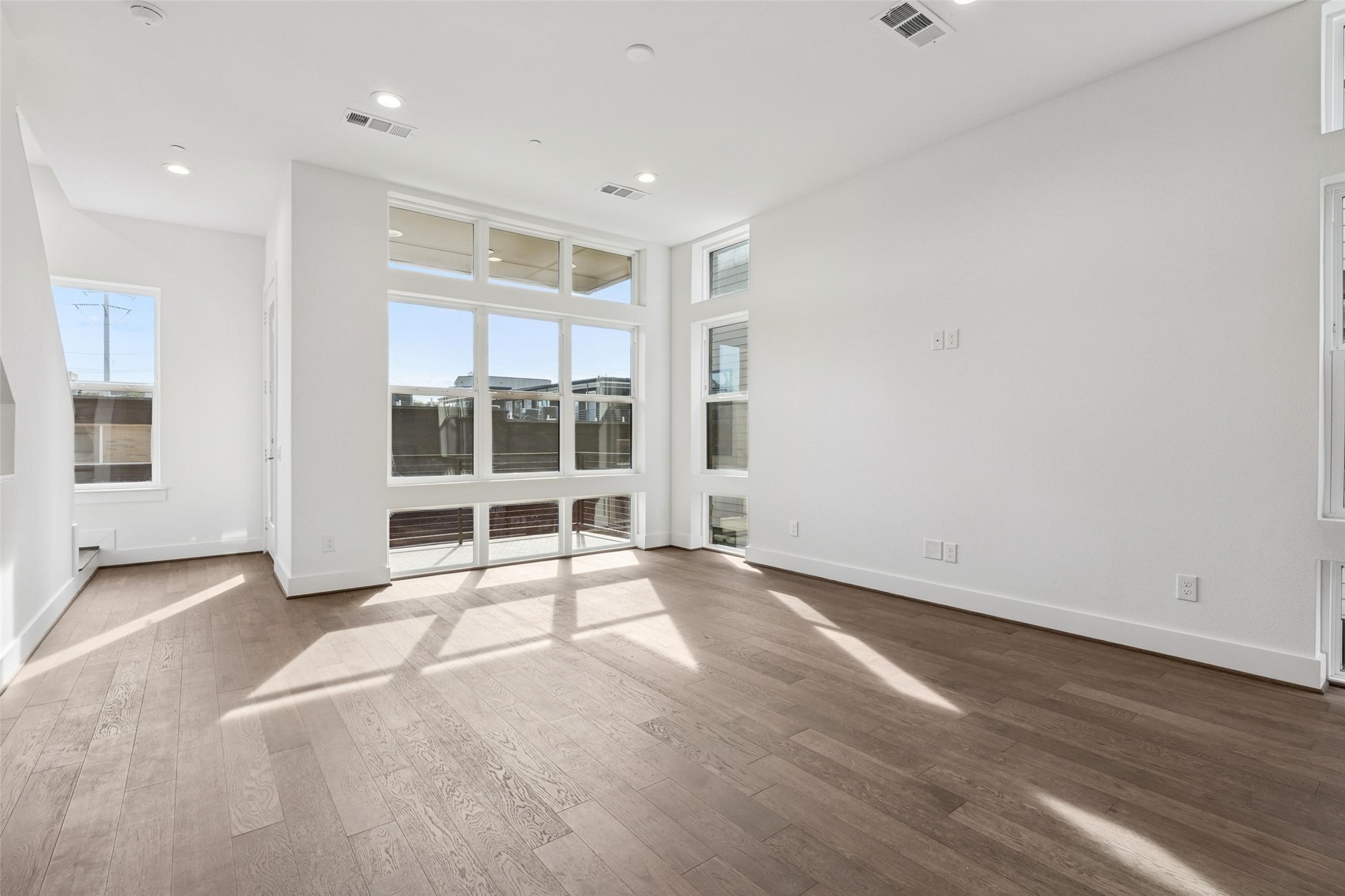 3032 Chimes Street Dallas TX 75219