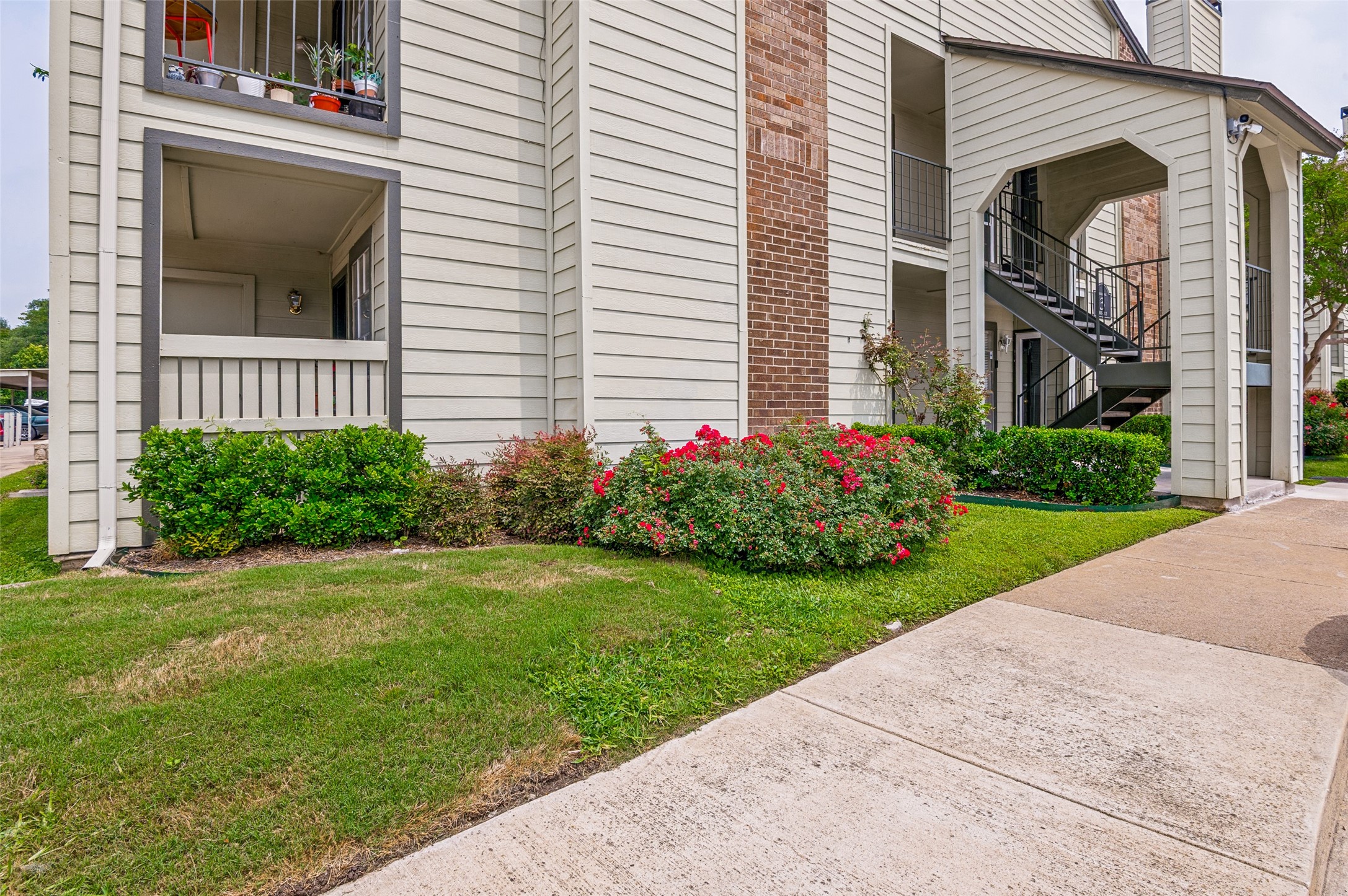 5981 Arapaho Road Dallas TX 75248