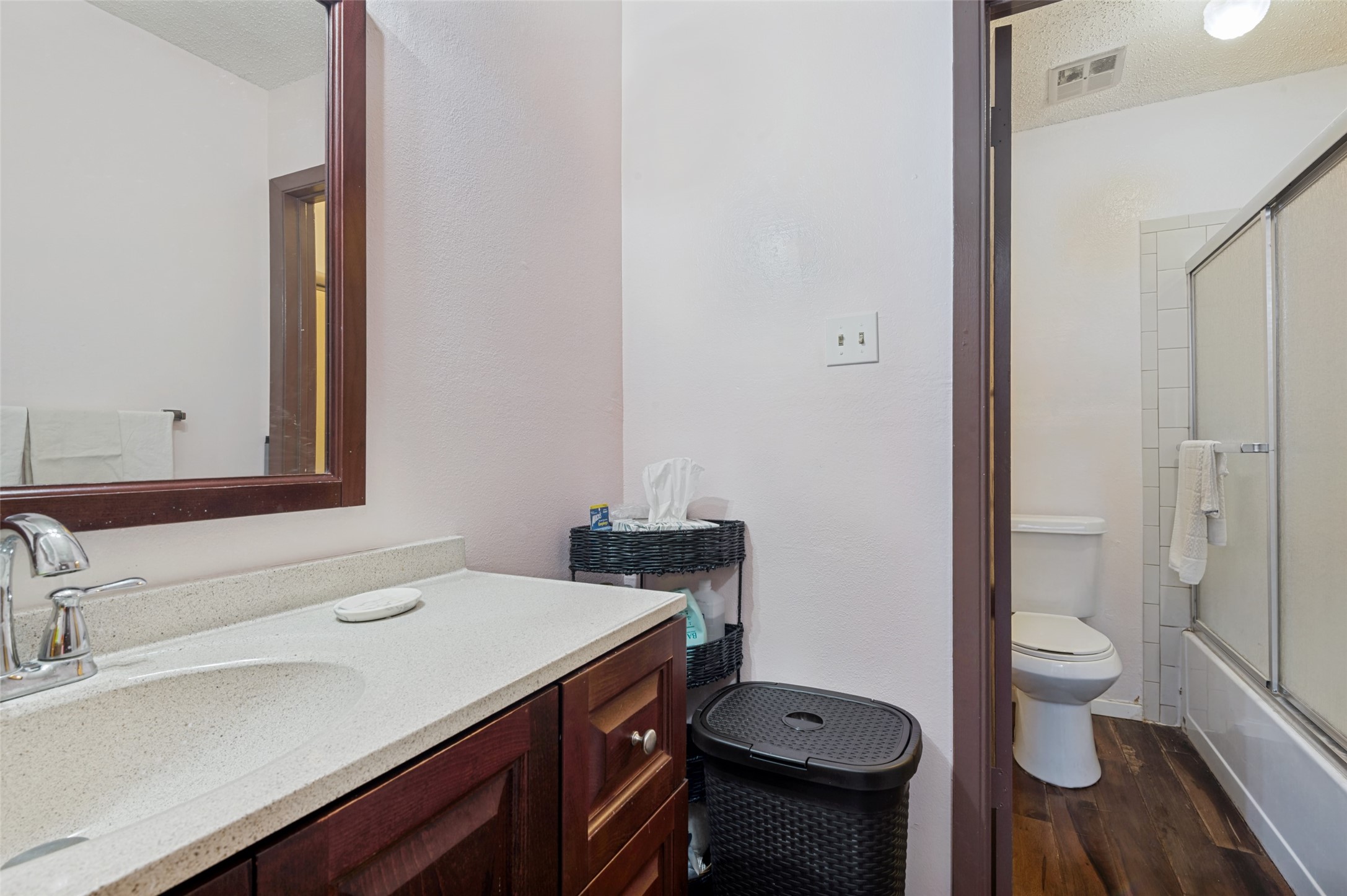 5981 Arapaho Road Dallas TX 75248