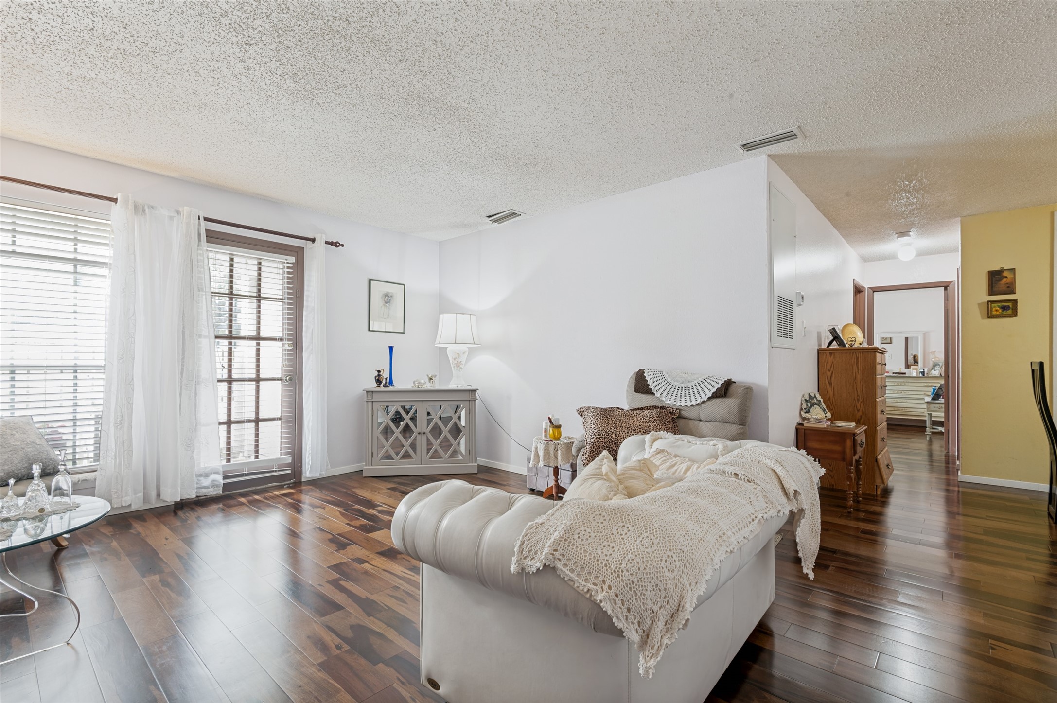 5981 Arapaho Road Dallas TX 75248