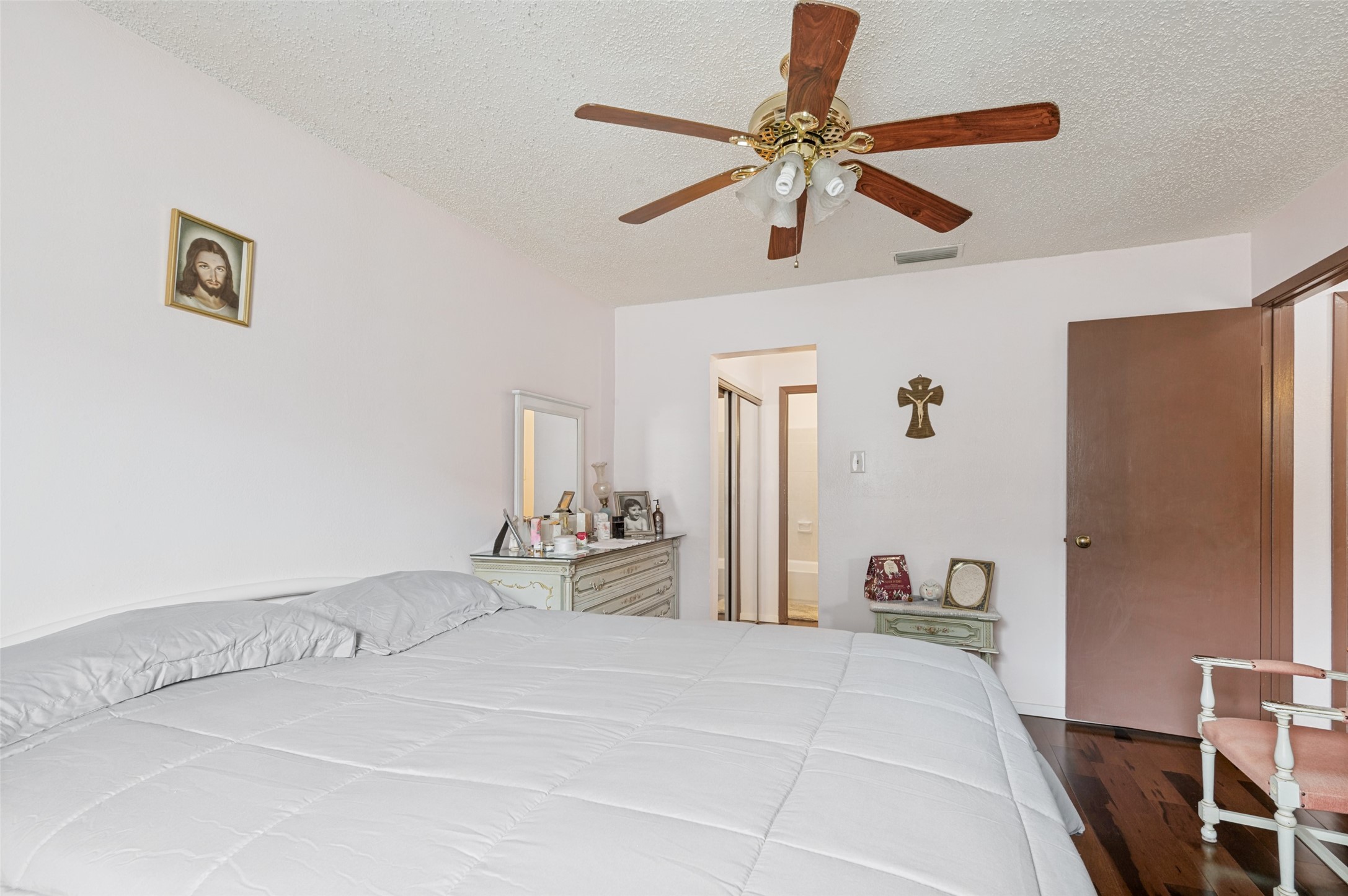 5981 Arapaho Road Dallas TX 75248