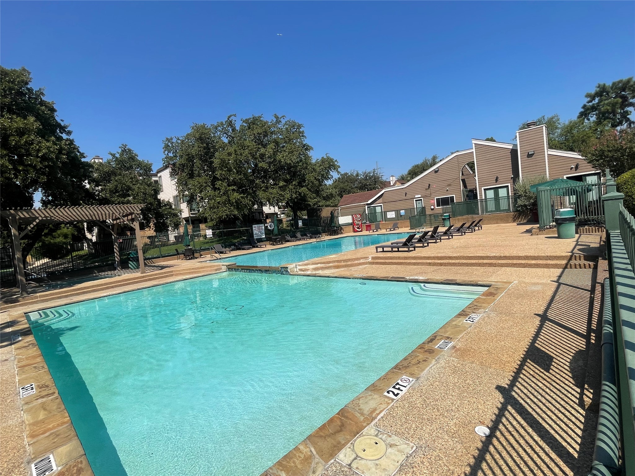 2310 Bamboo Drive Arlington TX 76006