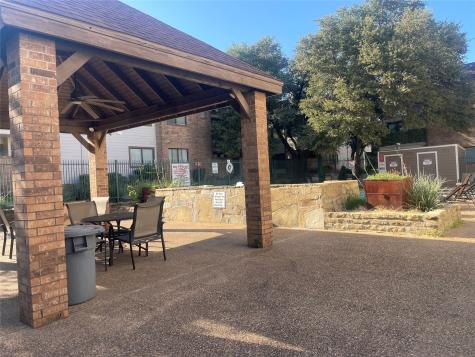 2310 Bamboo Drive Arlington TX 76006