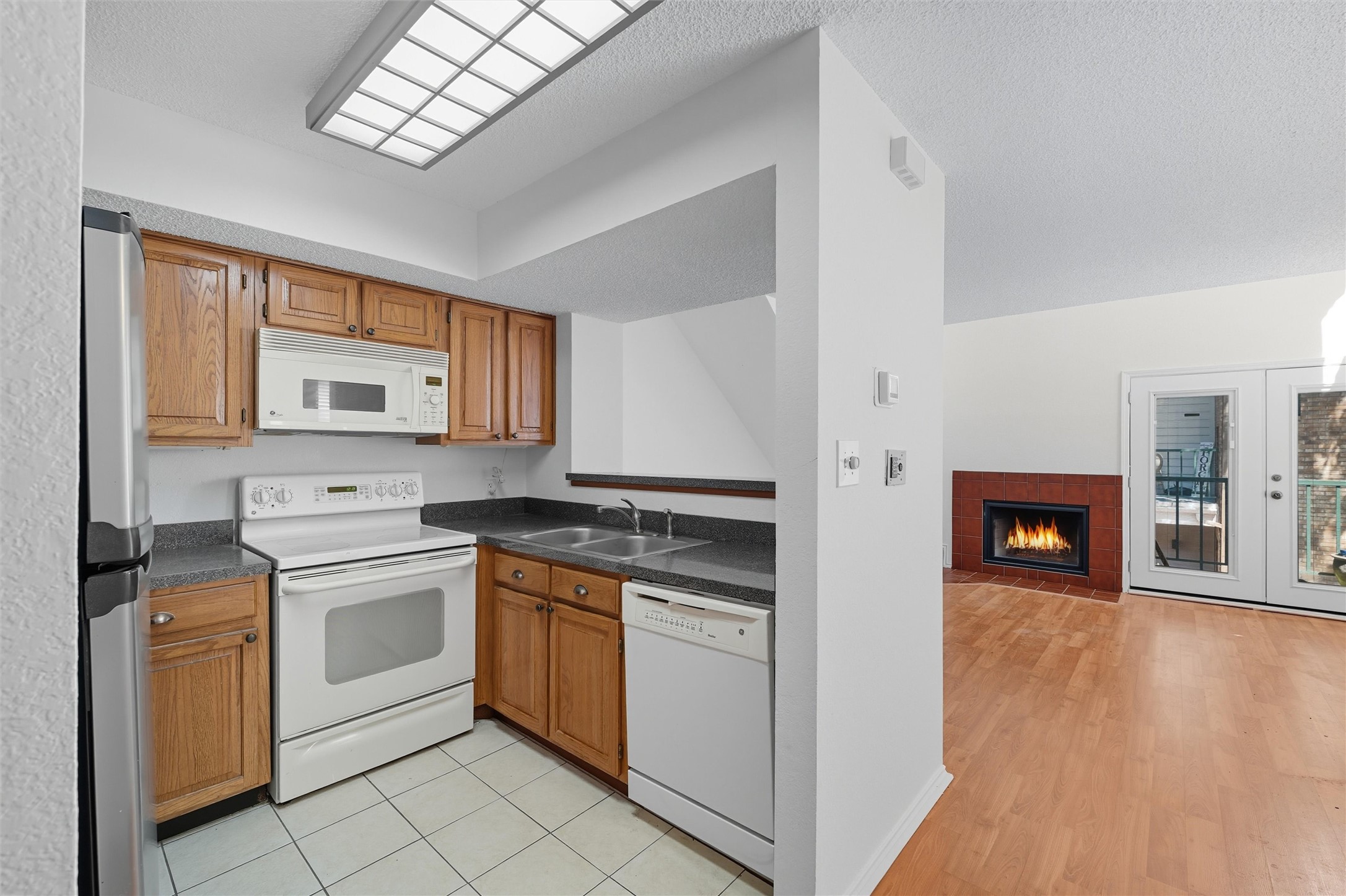 2310 Bamboo Drive Arlington TX 76006