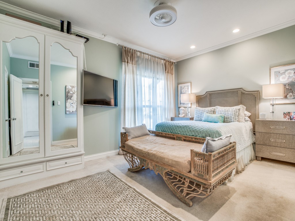10764 Villager Road Dallas TX 75230