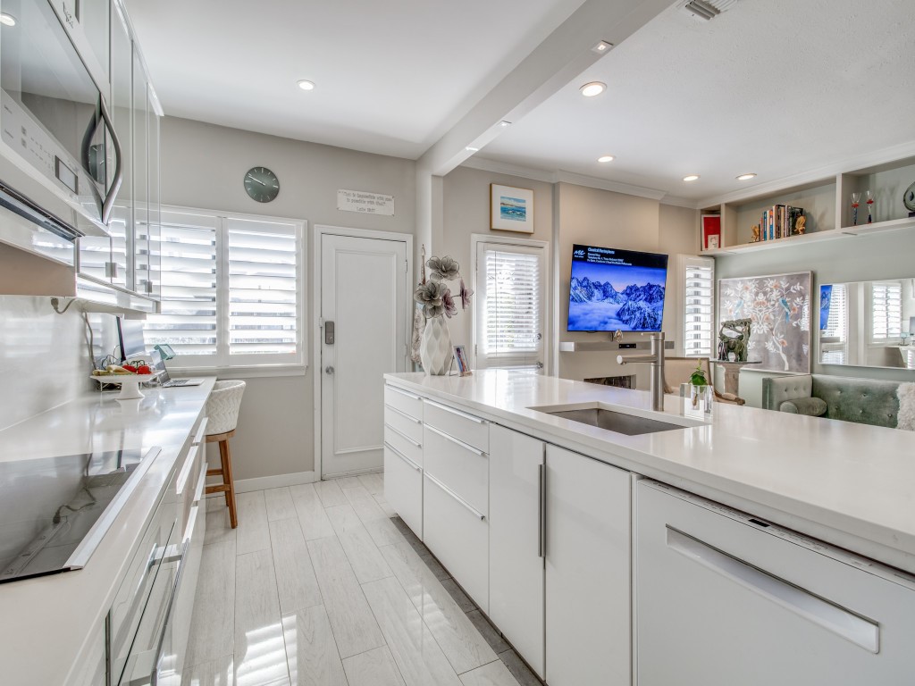 10764 Villager Road Dallas TX 75230