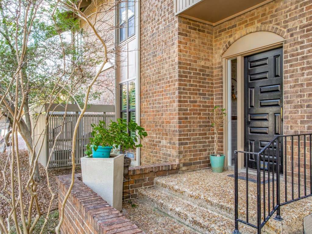 10764 Villager Road Dallas TX 75230