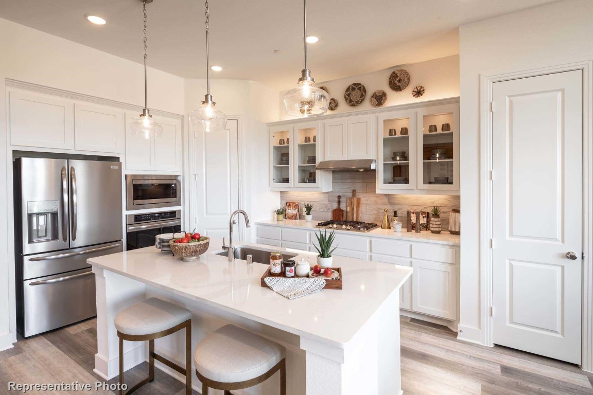 8141 Yellow Brick Pass Mckinney TX 75071