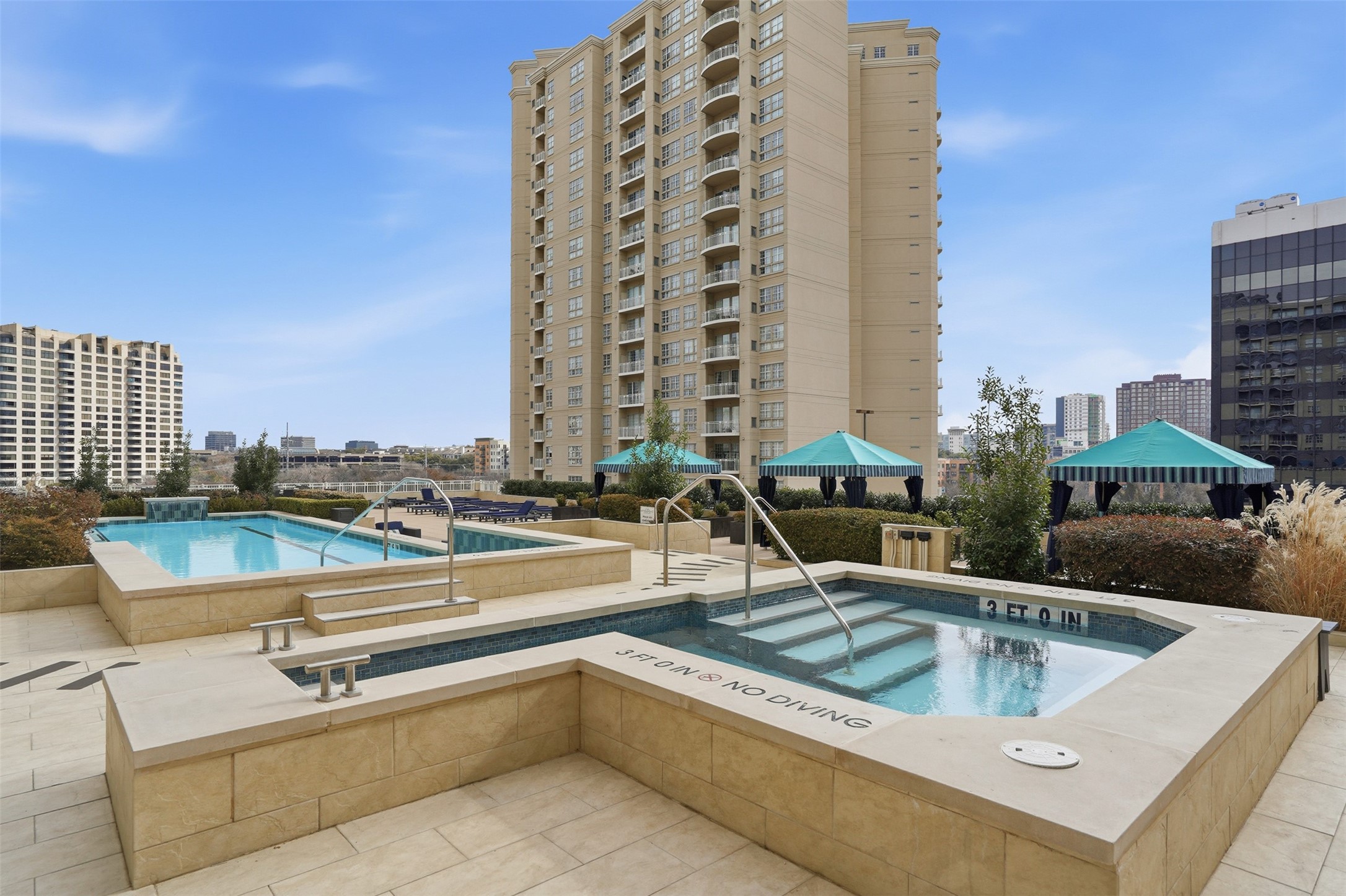 3225 Turtle Creek Boulevard Dallas TX 75219