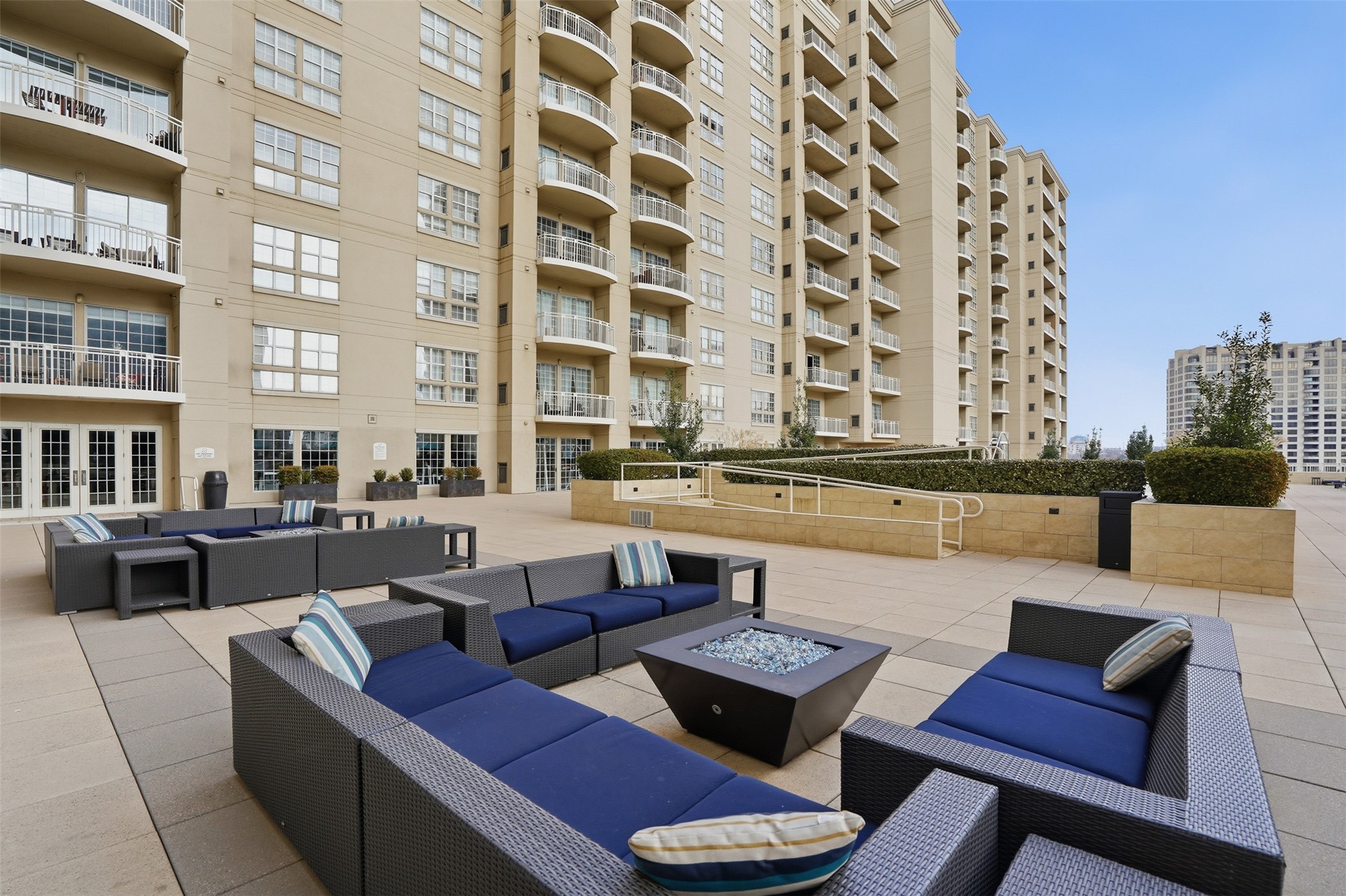 3225 Turtle Creek Boulevard Dallas TX 75219