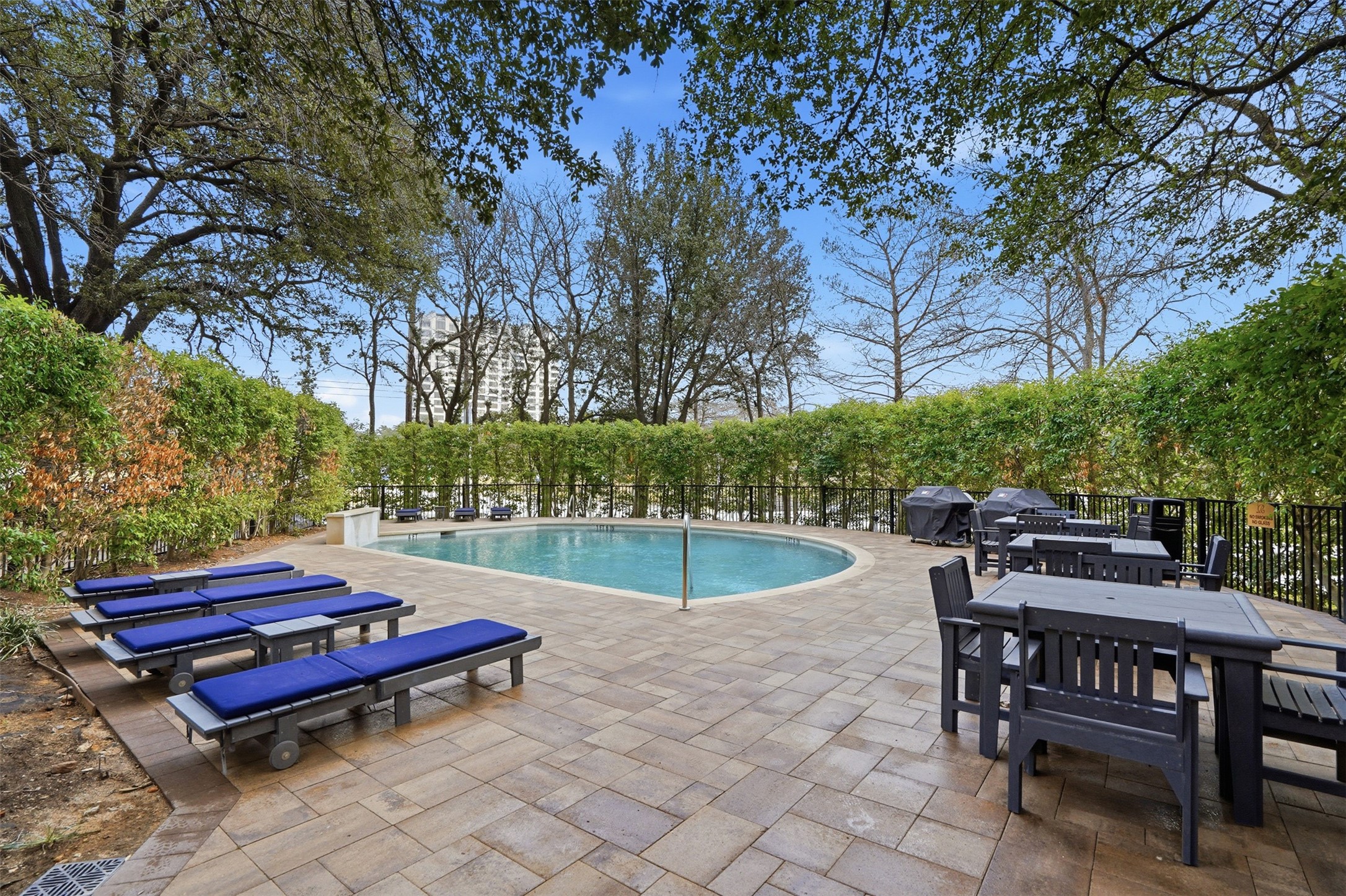 3225 Turtle Creek Boulevard Dallas TX 75219