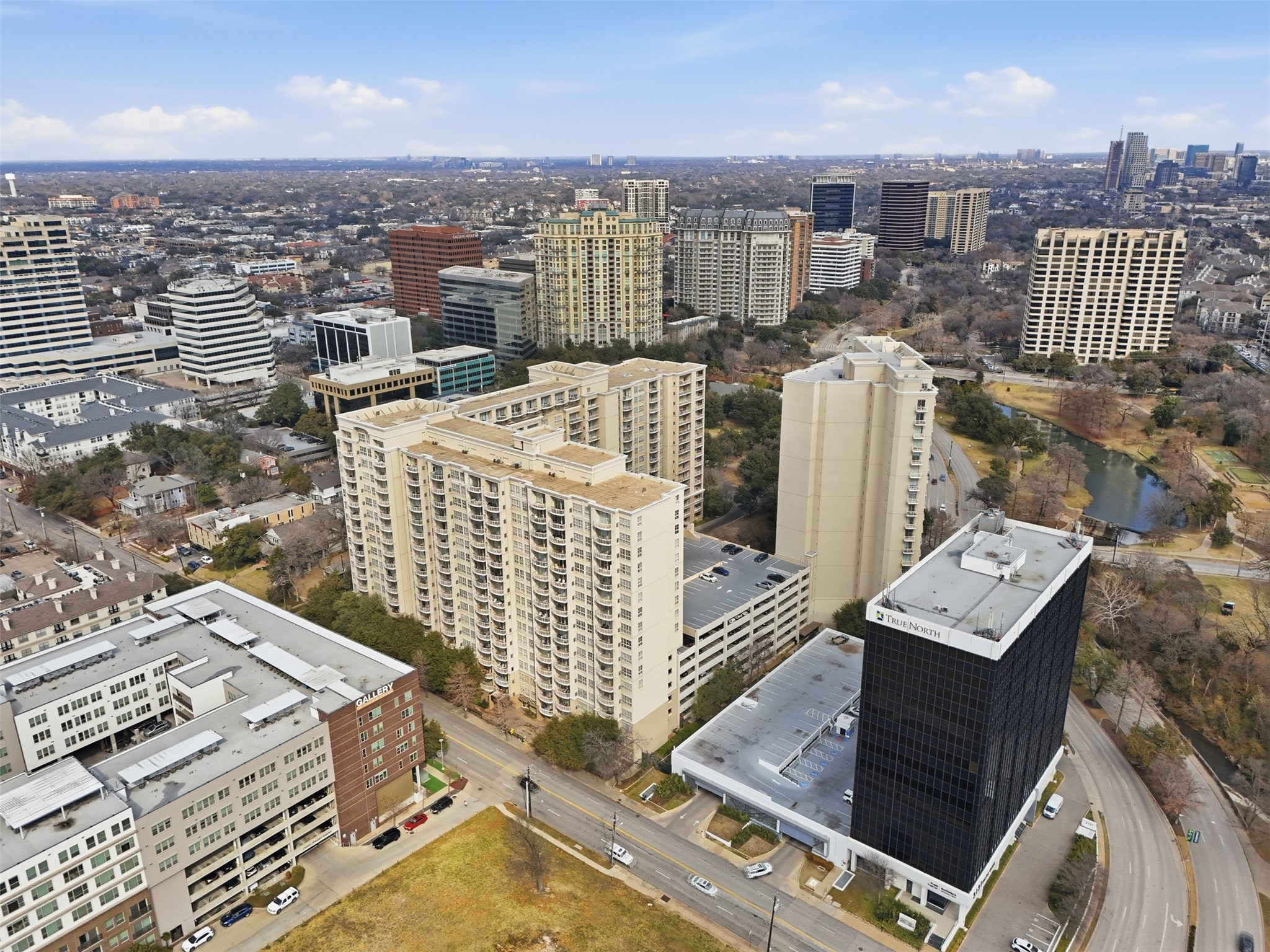 3225 Turtle Creek Boulevard Dallas TX 75219