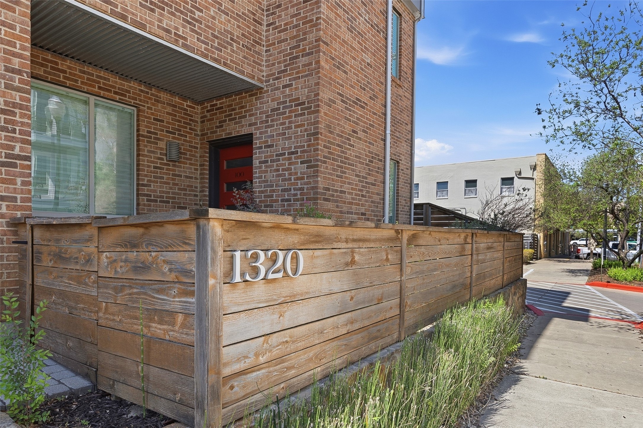 1320 May Street Fort Worth TX 76104
