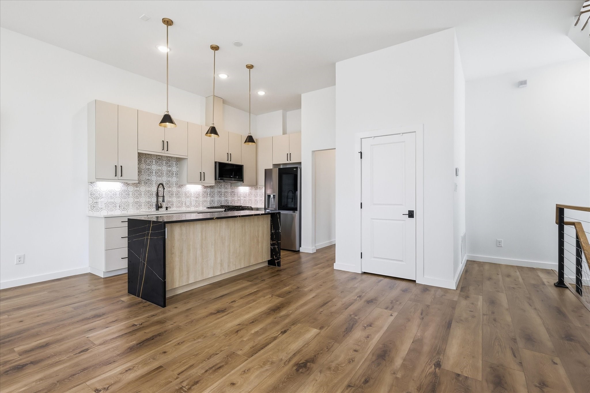 453 W Morphy Street Fort Worth TX 76104