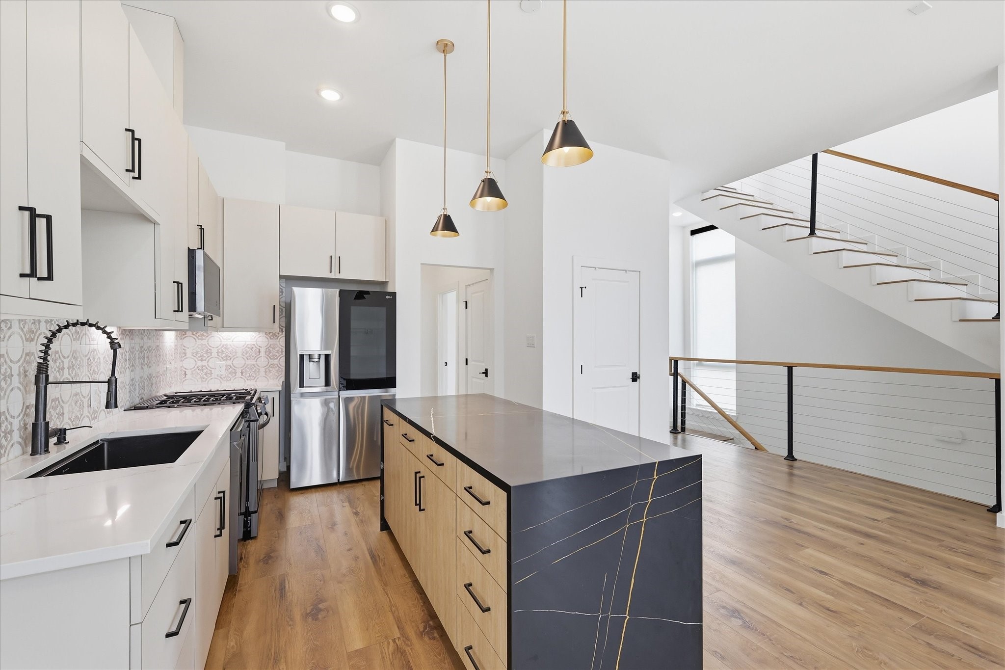 453 W Morphy Street Fort Worth TX 76104