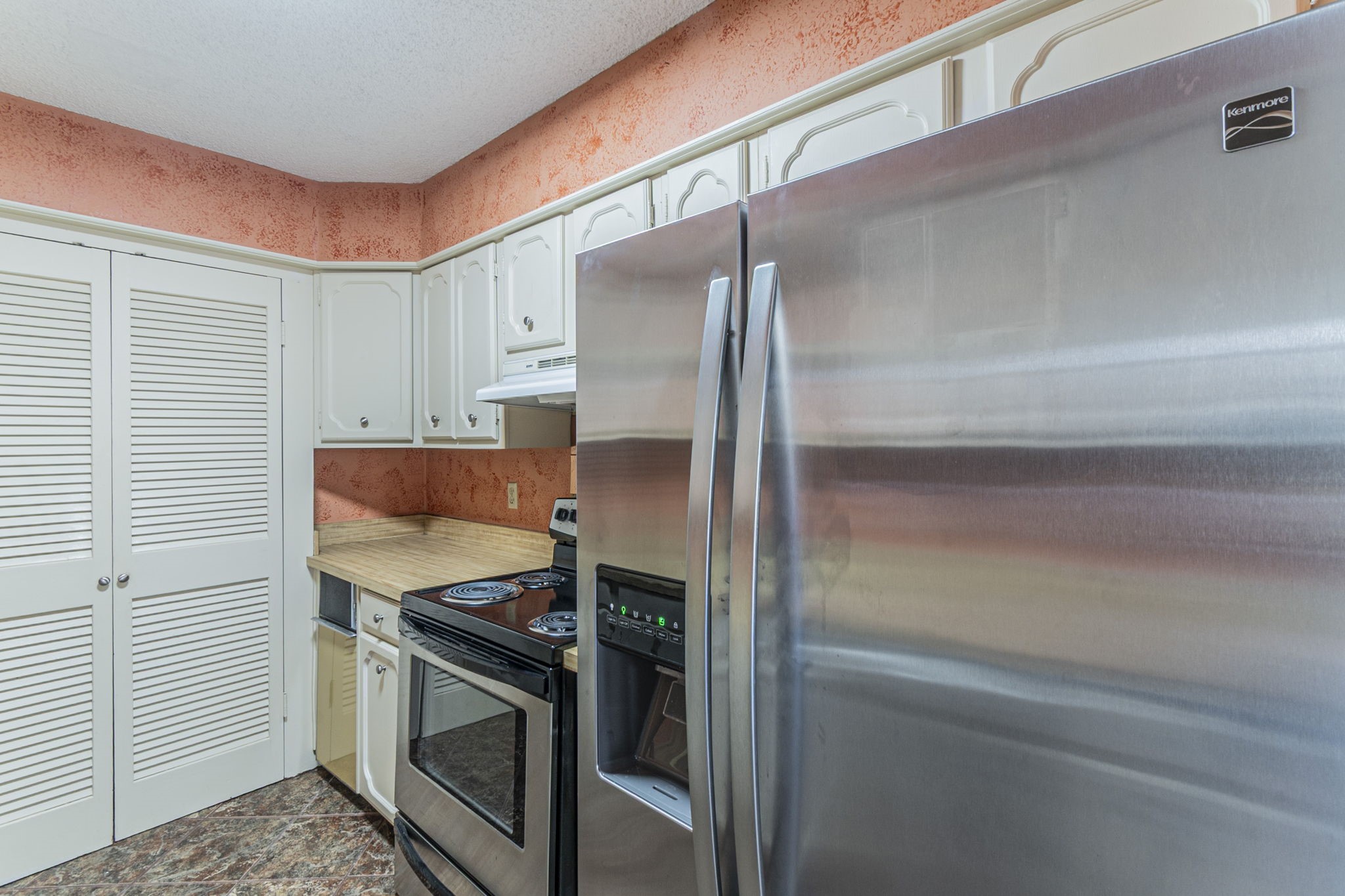408 Hollyhill Lane Denton TX 76205