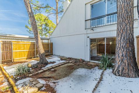 408 Hollyhill Lane Denton TX 76205