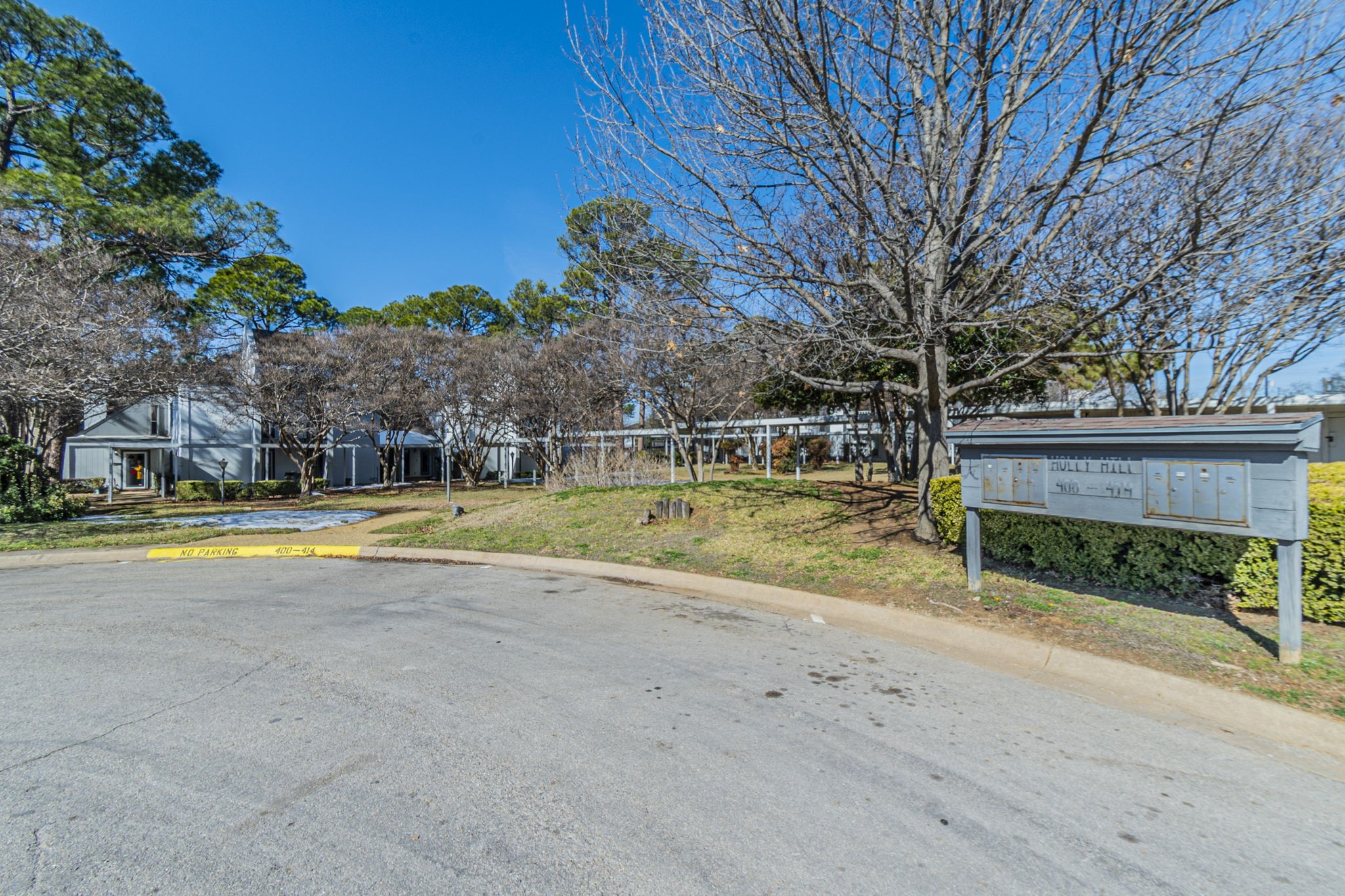 408 Hollyhill Lane Denton TX 76205