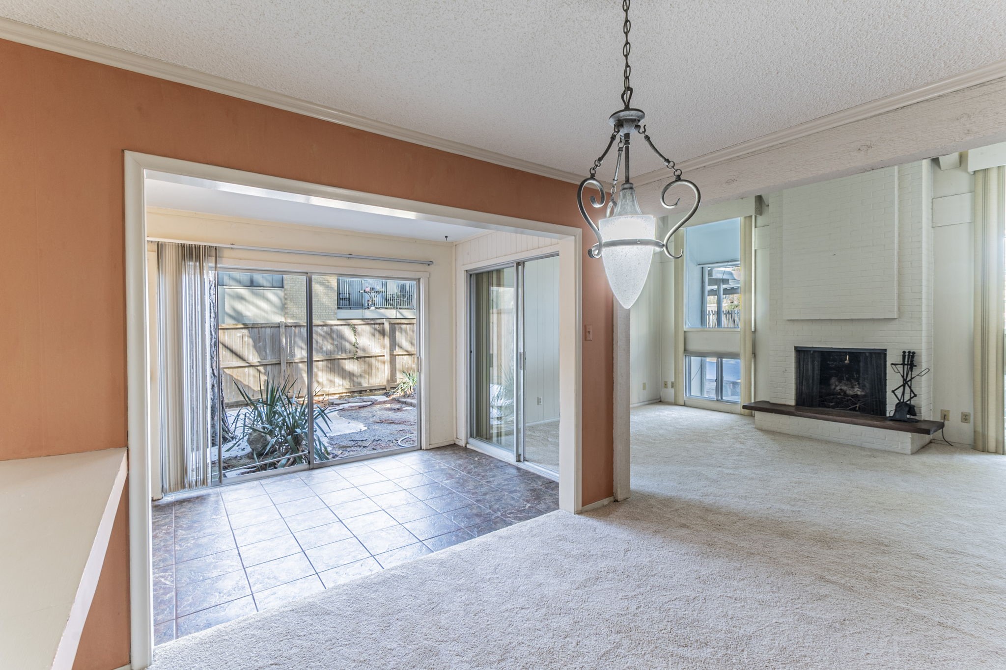 408 Hollyhill Lane Denton TX 76205