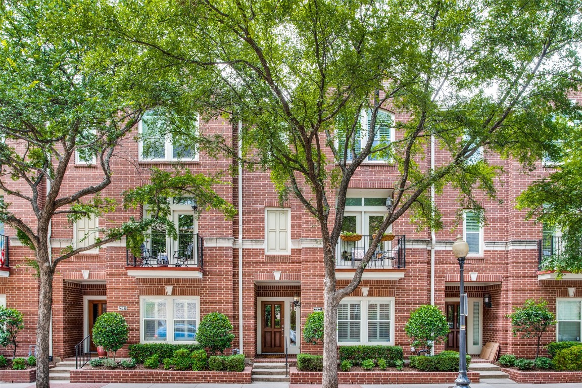 2821 State Street Dallas TX 75204