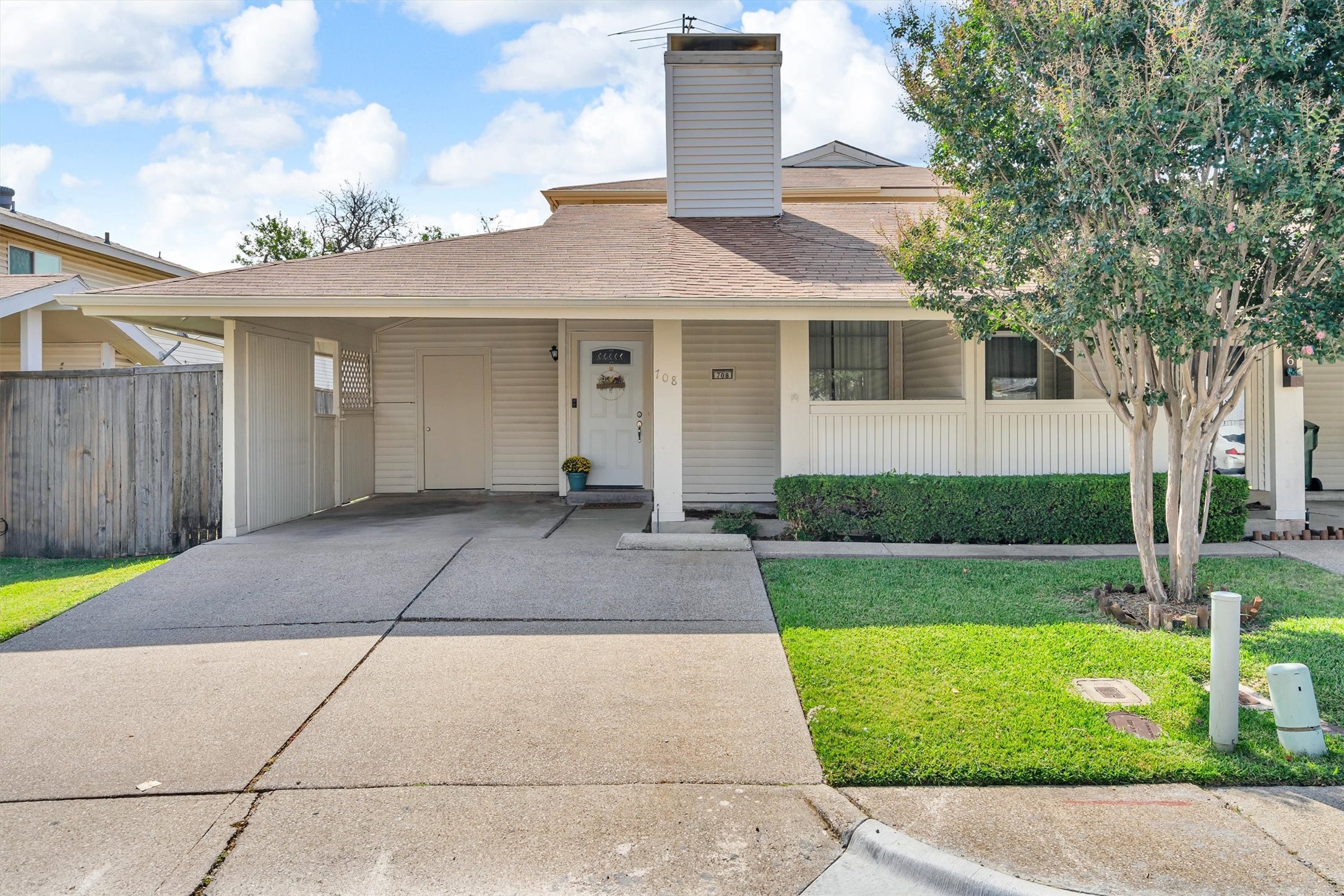708 Arrowhead Circle Garland TX 75043