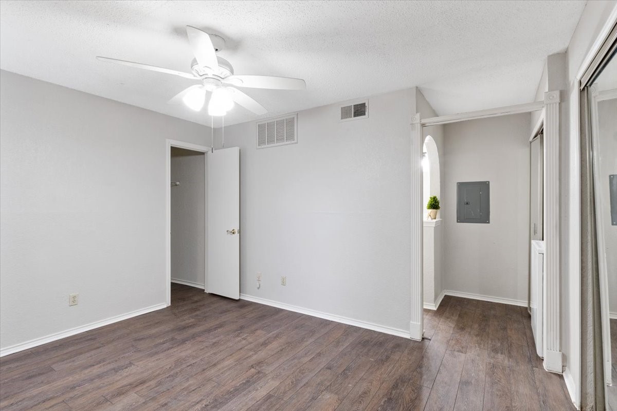 2309 Balsam Drive Arlington TX 76006