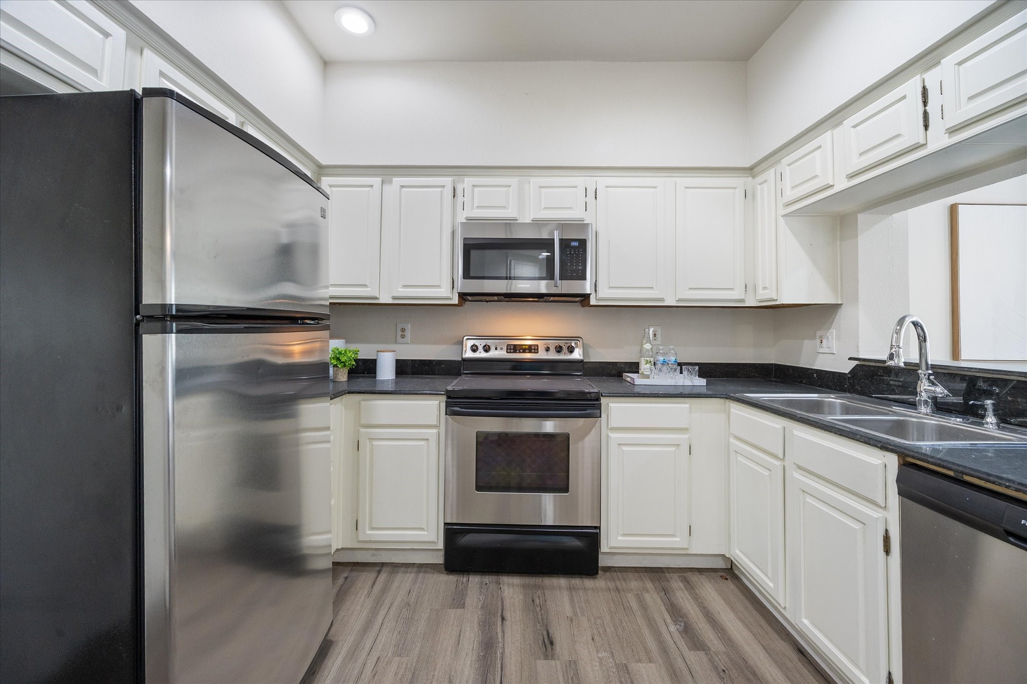 14400 Montfort Drive Dallas TX 75254