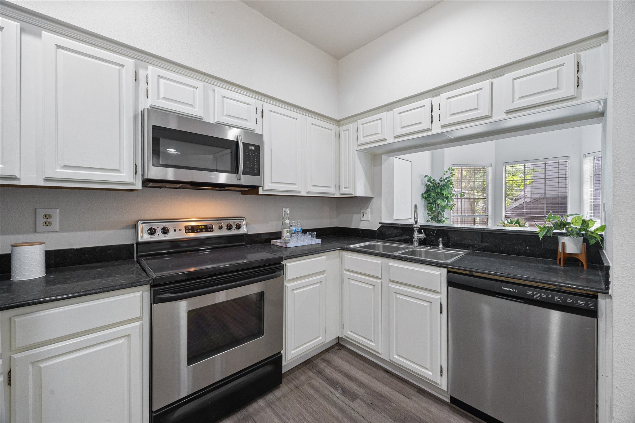14400 Montfort Drive Dallas TX 75254