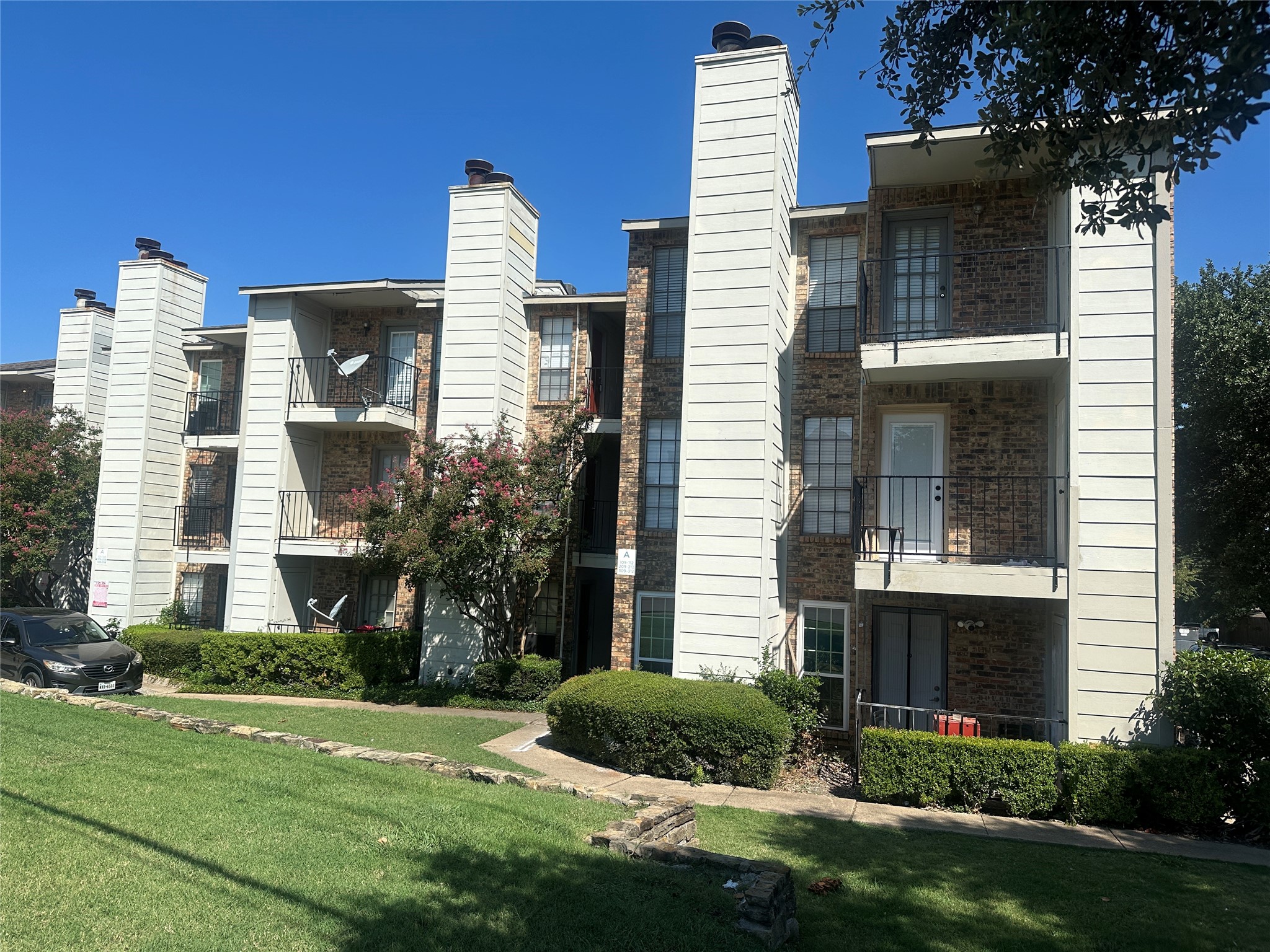 7621 Mccallum Boulevard Dallas TX 75252