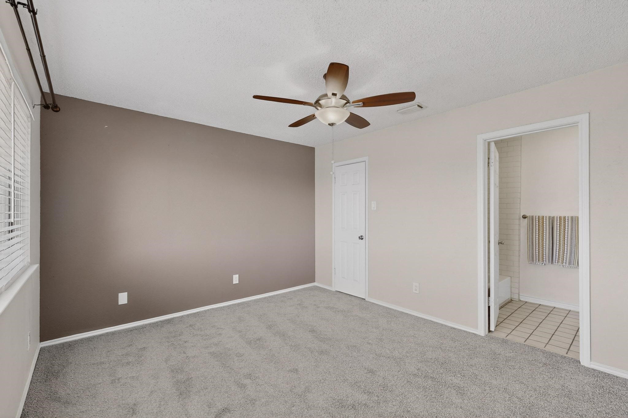 8404 Forest Lane Dallas TX 75243