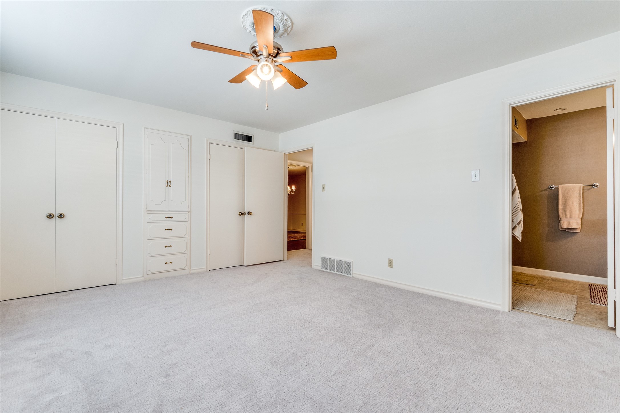 6230 Bandera Avenue Dallas TX 75225