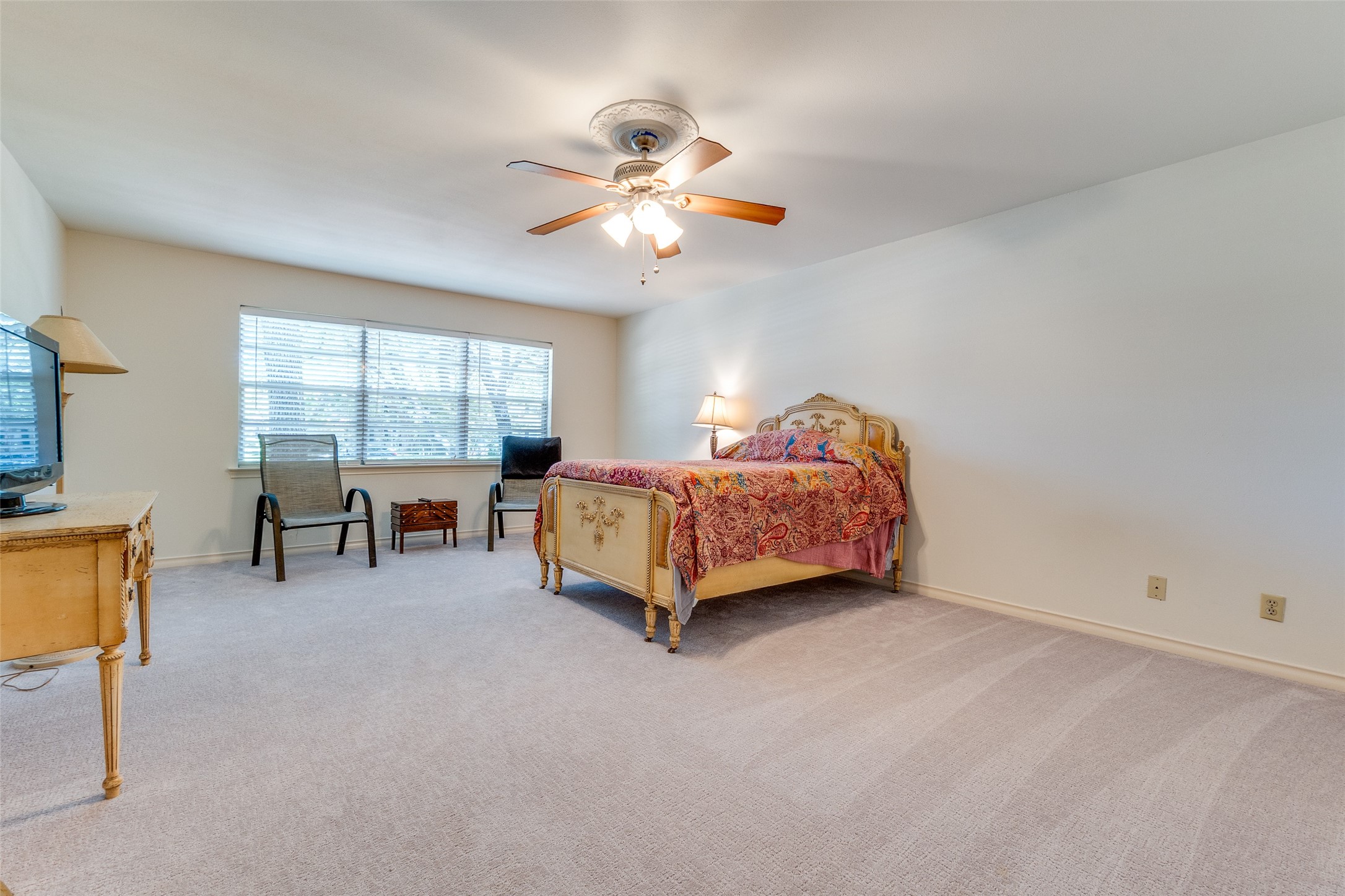 6230 Bandera Avenue Dallas TX 75225
