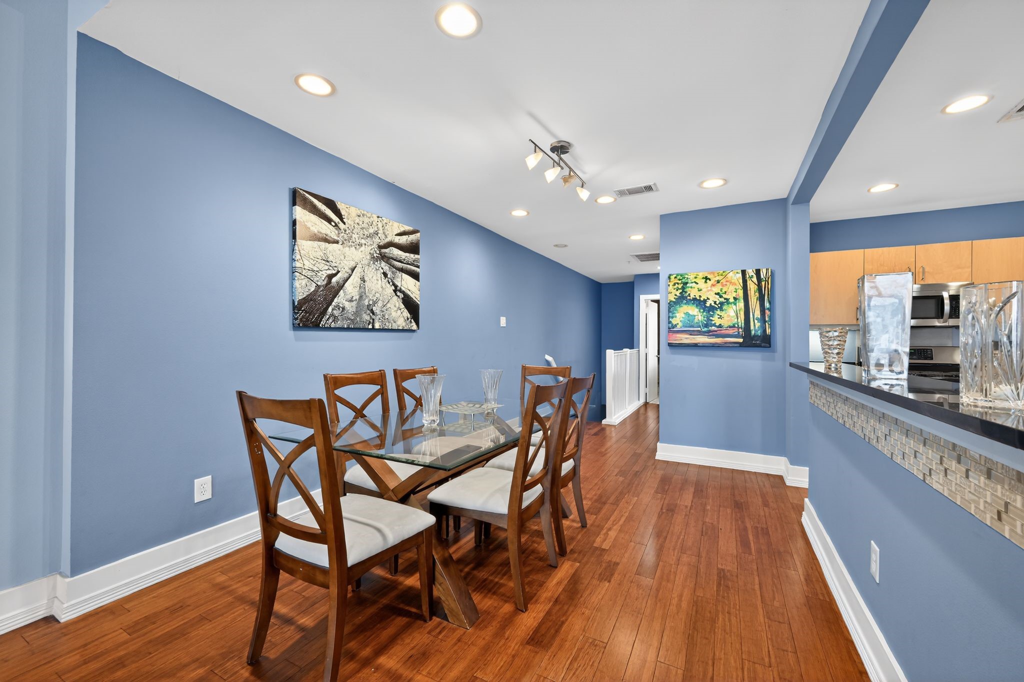 5055 Addison Circle Addison TX 75001