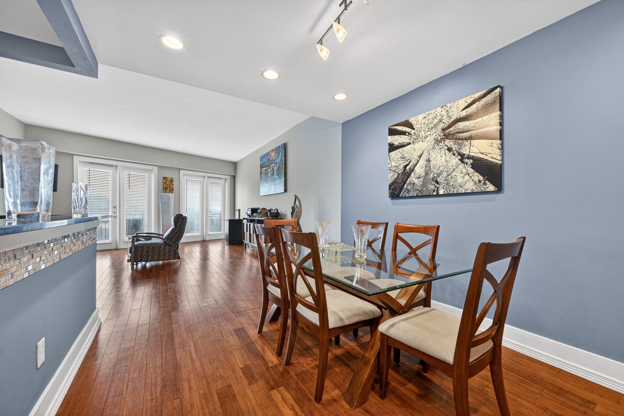 5055 Addison Circle Addison TX 75001
