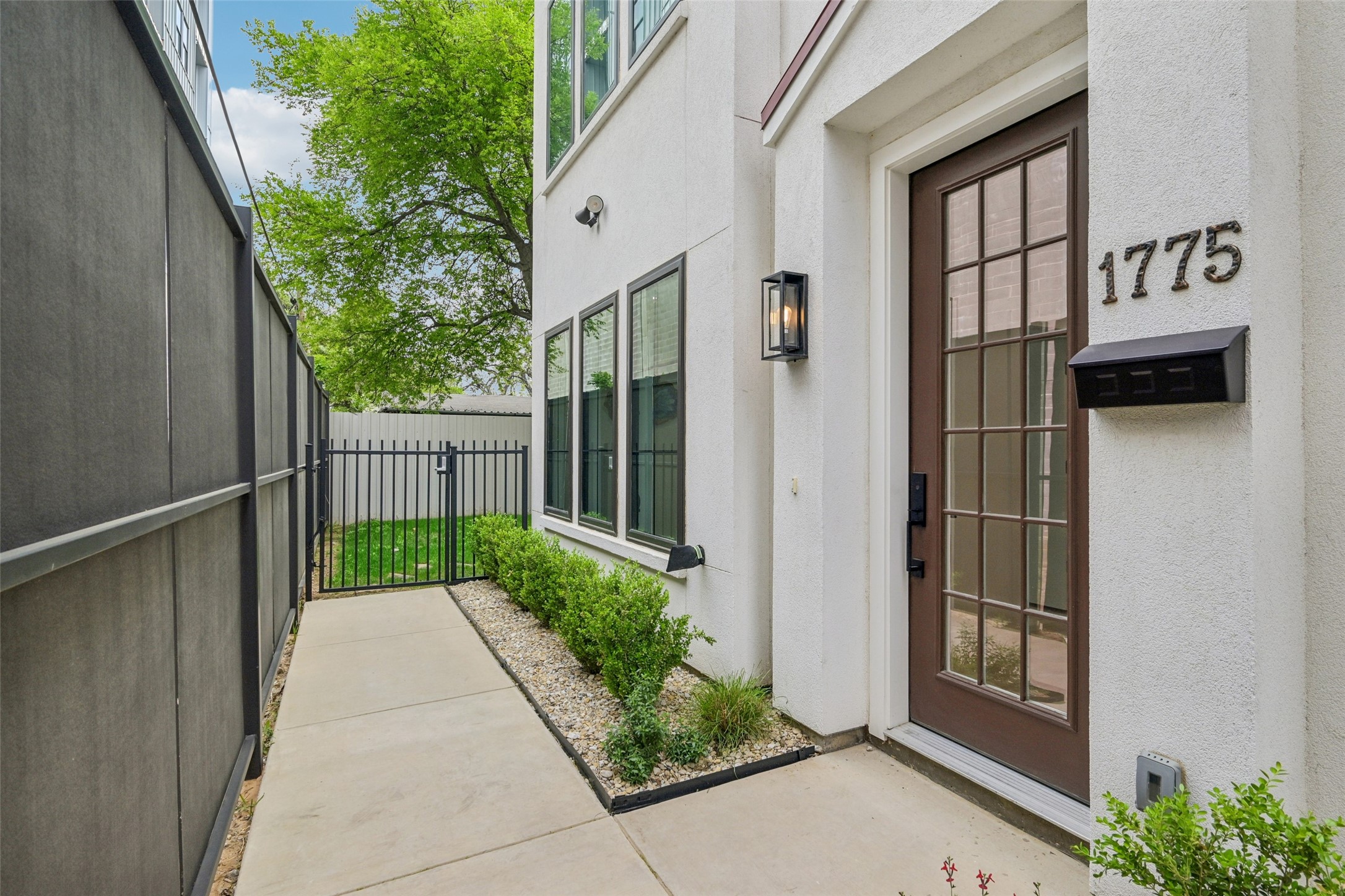 1775 Novela Way Dallas TX 75215