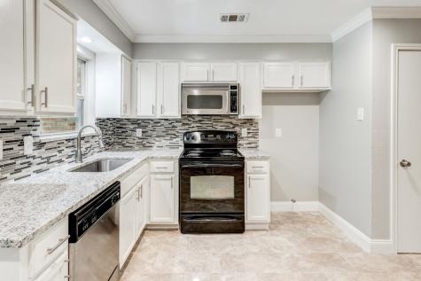 210 Rolston Road Irving TX 75060