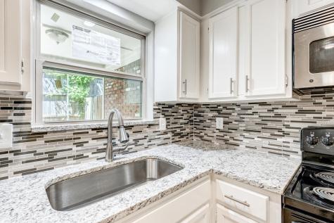 210 Rolston Road Irving TX 75060