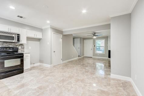 210 Rolston Road Irving TX 75060