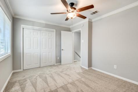 210 Rolston Road Irving TX 75060