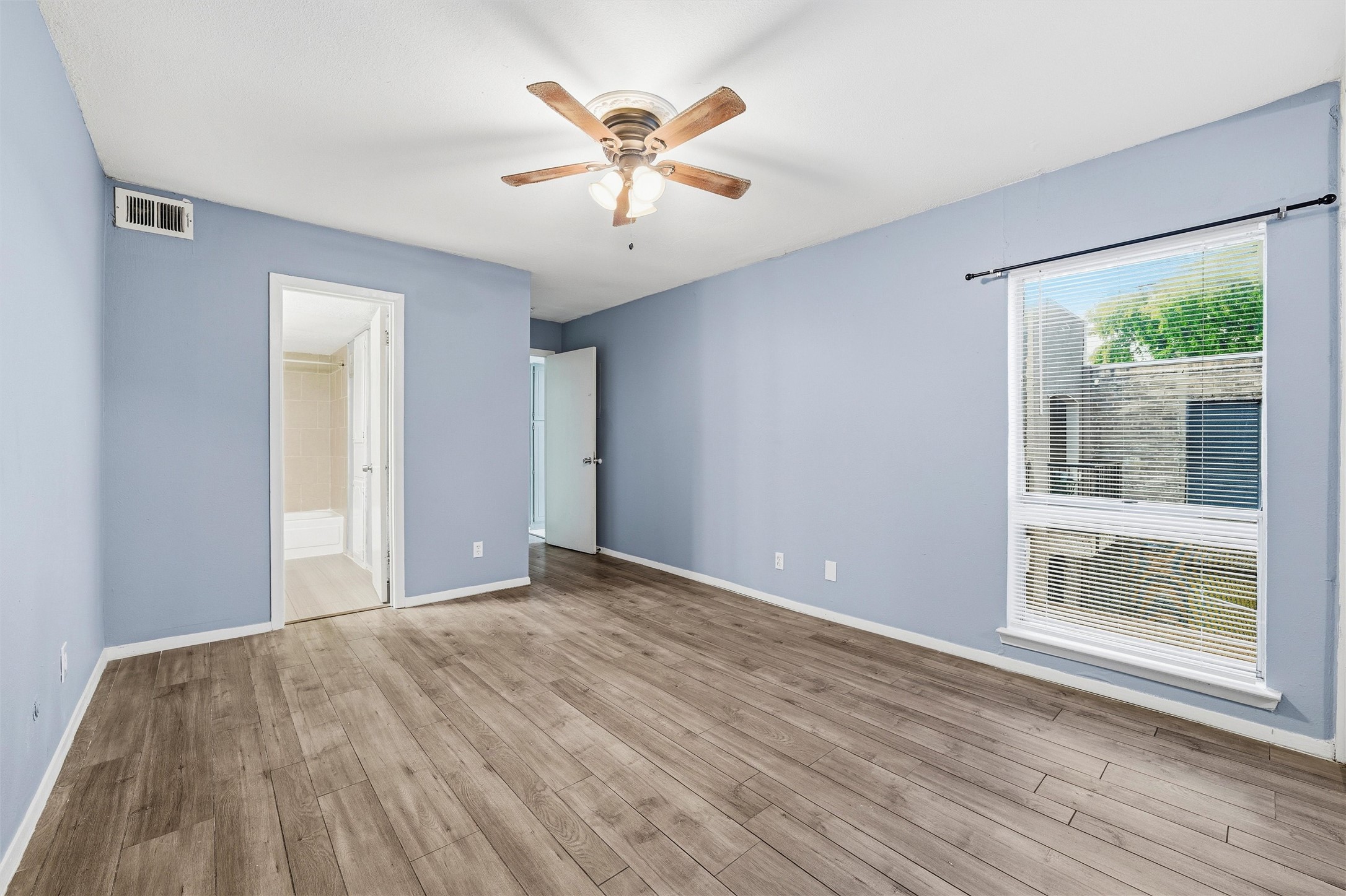 5604 Boca Raton Boulevard Fort Worth TX 76112