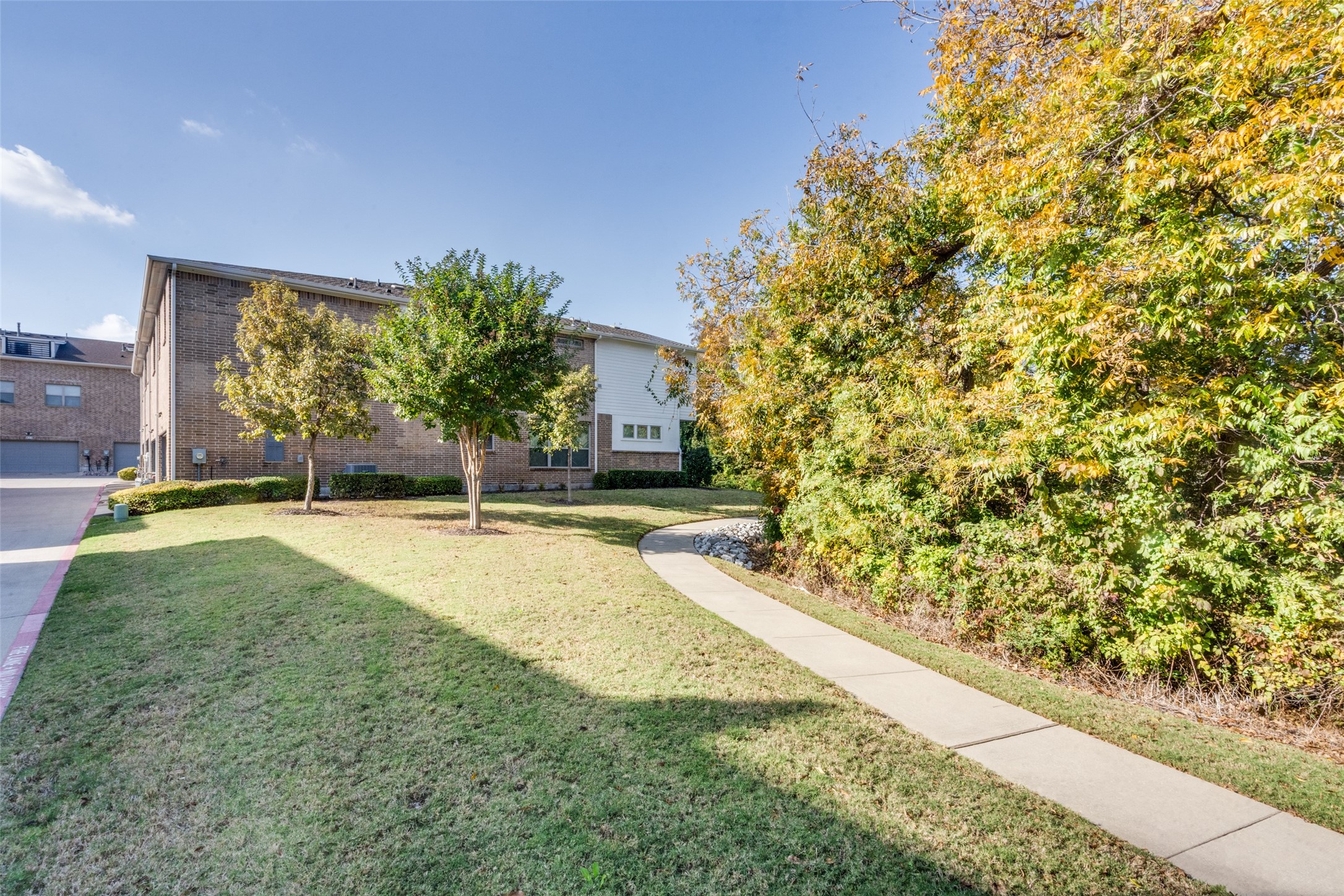 1423 Lamb Drive Plano TX 75075