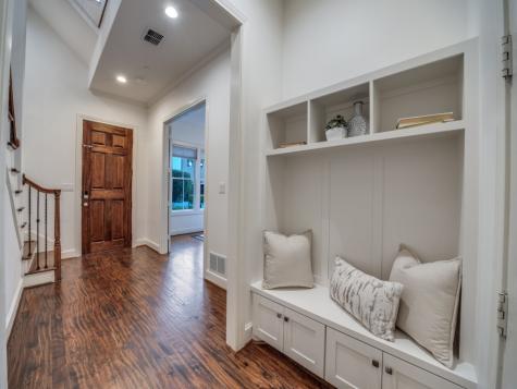 2114 Aylesport Drive Dallas TX 75201