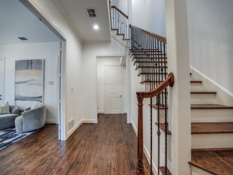 2114 Aylesport Drive Dallas TX 75201