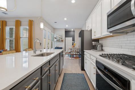 6273 Parker Boulevard North Richland Hills TX 76180