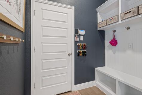 6273 Parker Boulevard North Richland Hills TX 76180