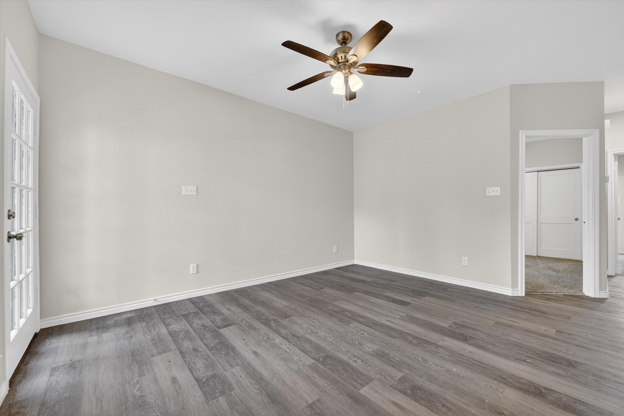 4800 W Lovers Lane Dallas TX 75209