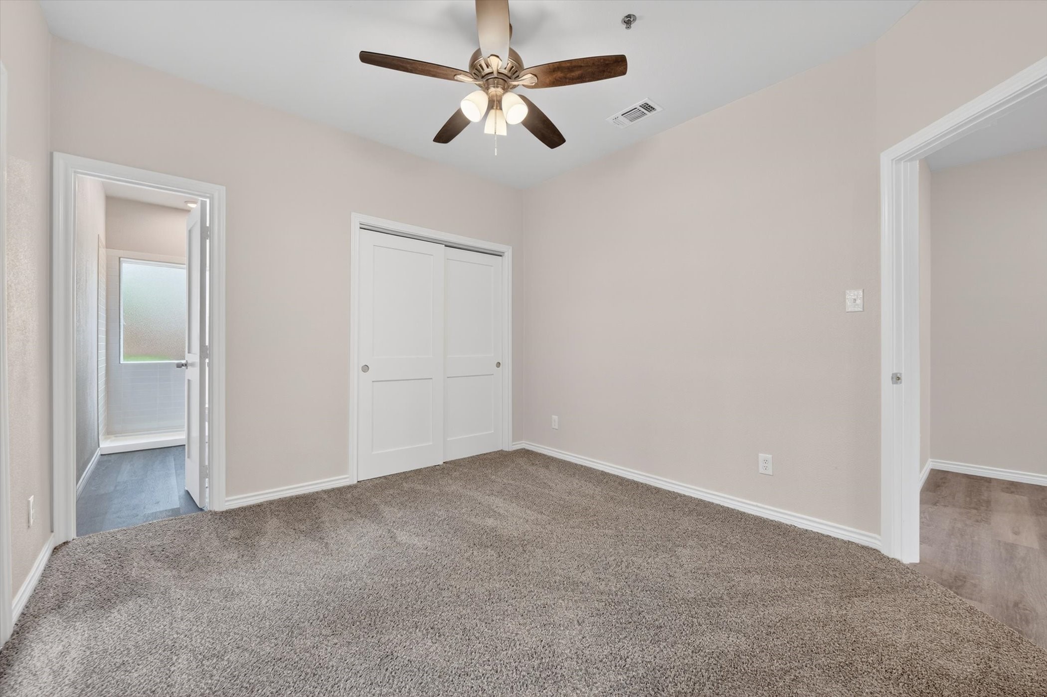 4800 W Lovers Lane Dallas TX 75209