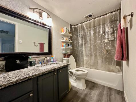 18333 Roehampton Drive Dallas TX 75252